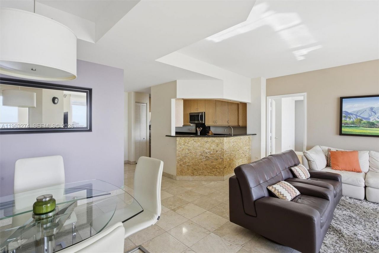 801 Brickell Key Blvd , Unit 3209, Miami, FL 33131 Photo