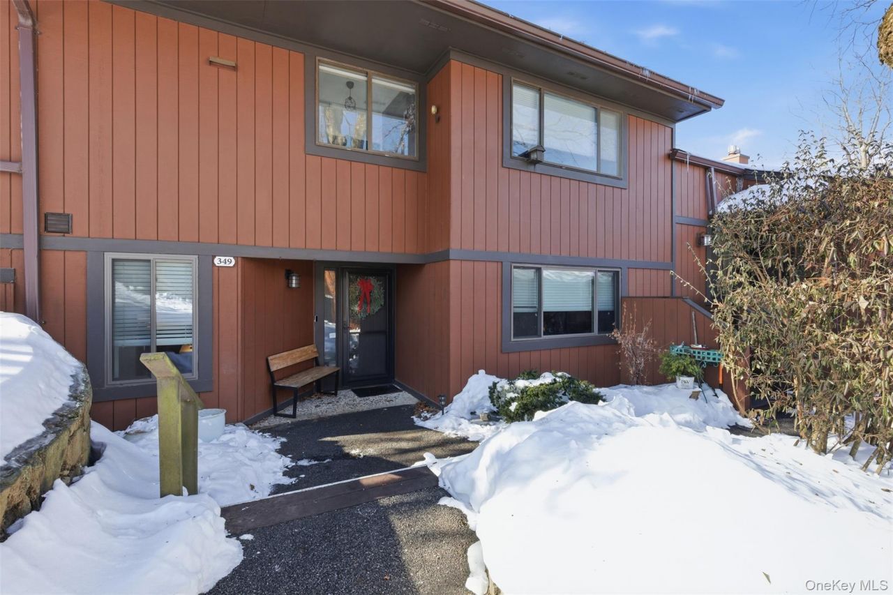 349 Martling Avenue, Tarrytown, NY 10591 Main Photo