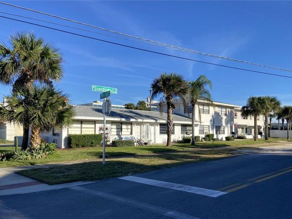 938 N GRANDVIEW AVENUE, DAYTONA BEACH, FL 32118