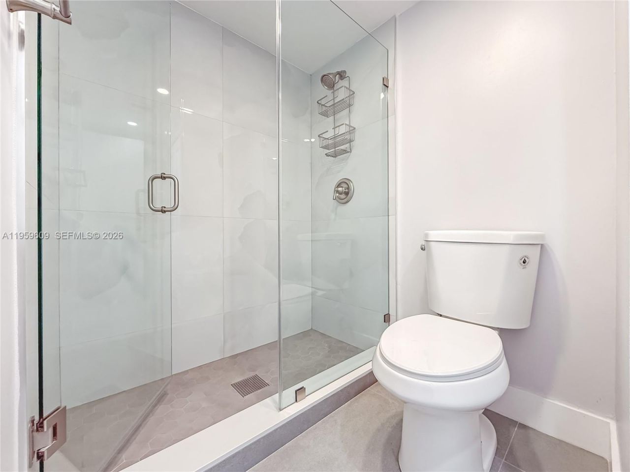 8590 SW 212th St , Unit #204, Cutler Bay, FL 33189 Photo