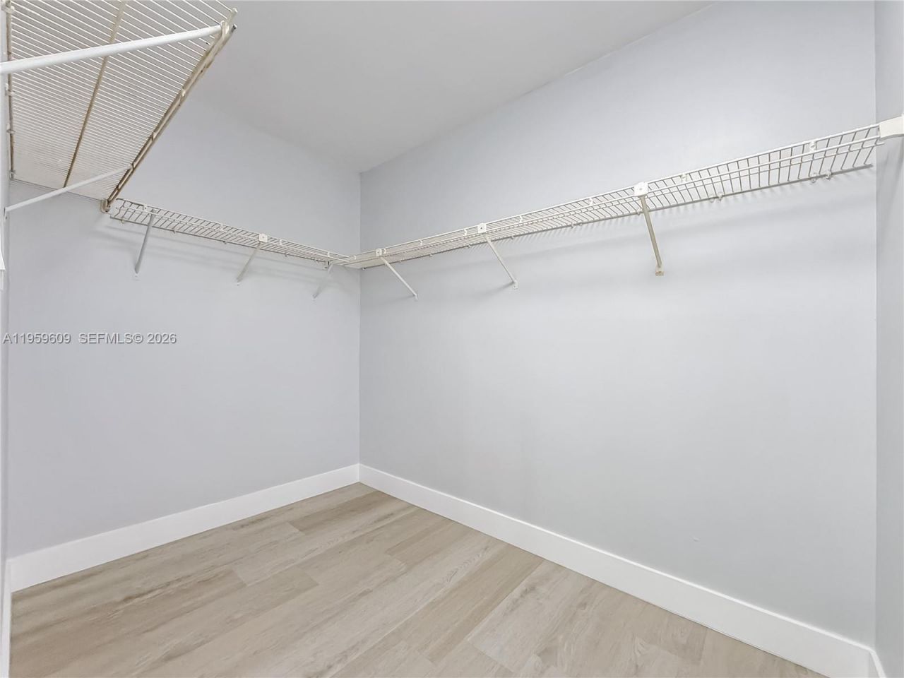 8590 SW 212th St , Unit #204, Cutler Bay, FL 33189 Photo