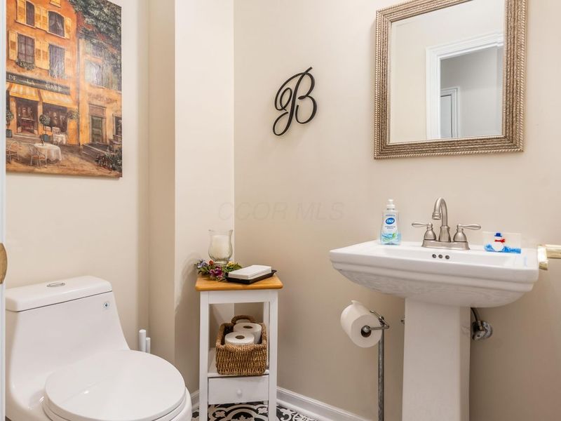 7487 Balfoure Circle, Dublin, OH 43017 Photo 8