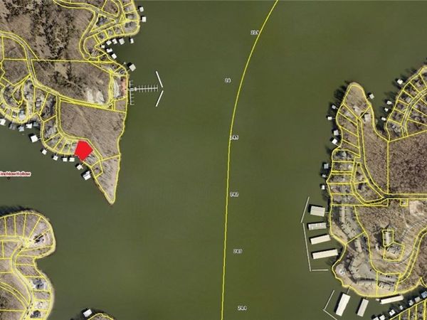 8 Rocky Shores Lane, Sunrise Beach, MO 65079