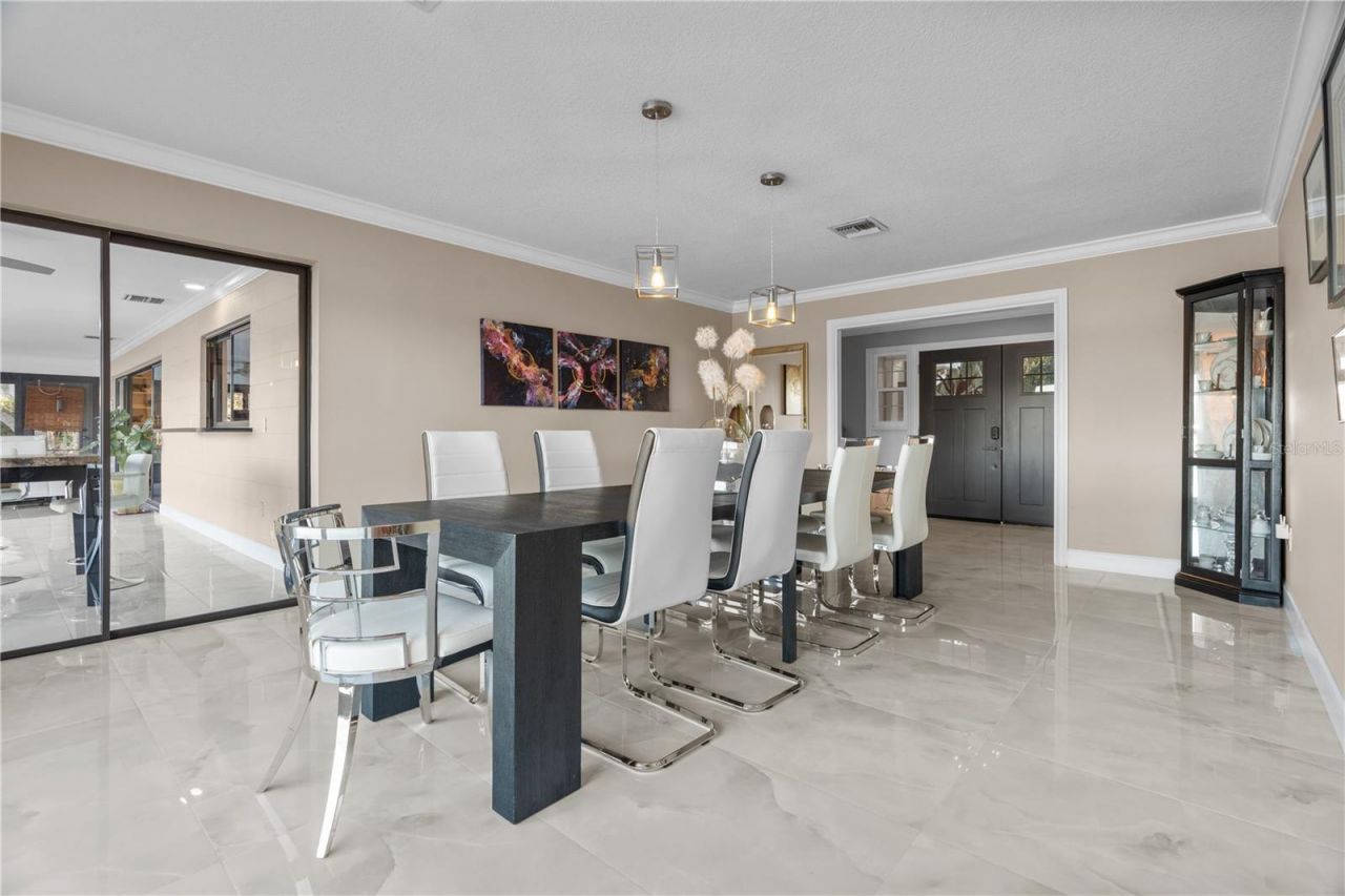 3105 S Lakeshore Court, Eustis, FL 32726 Photo