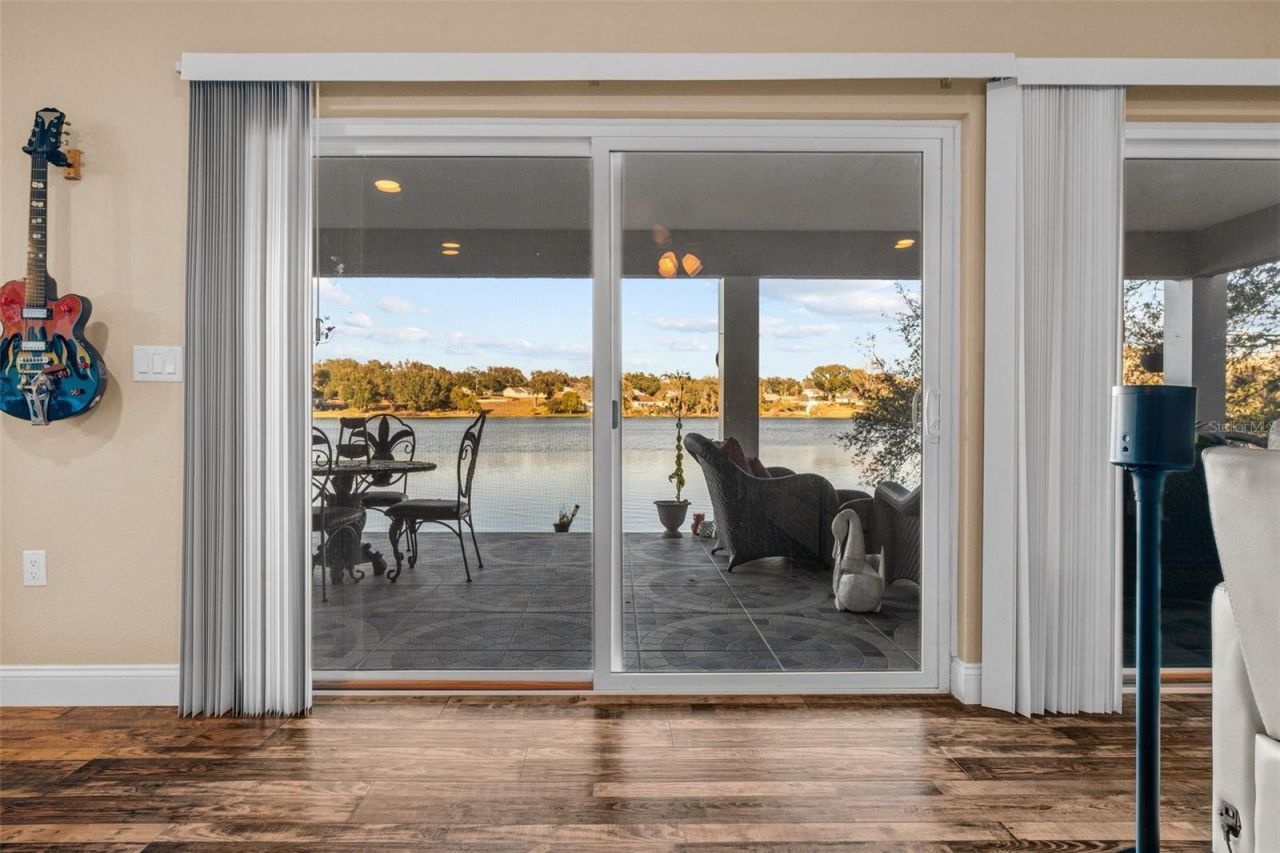 3105 S Lakeshore Court, Eustis, FL 32726 Photo