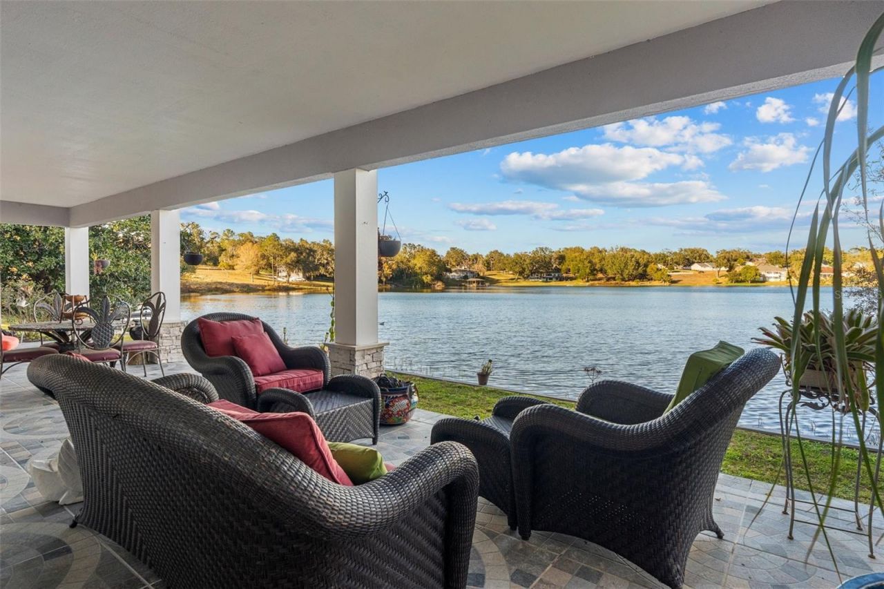 3105 S Lakeshore Court, Eustis, FL 32726 Photo