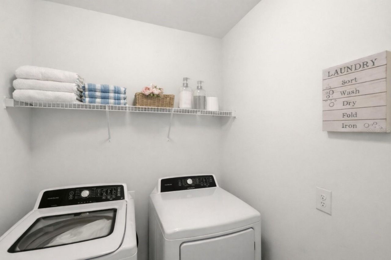 7628 Mikasa Drive, Punta Gorda, FL 33950 Photo