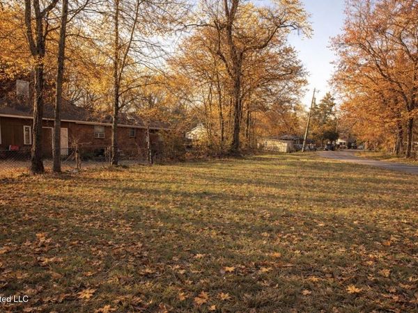 104 Short Dawson Street, Clinton, MS 39056