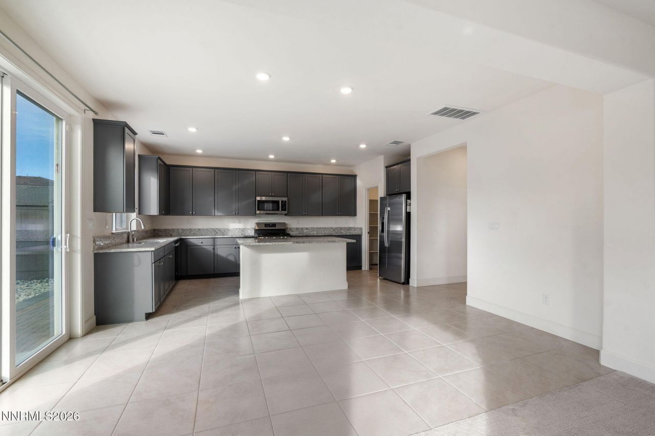 6747 Ronaldinho Drive, Sparks, NV 89436 Photo