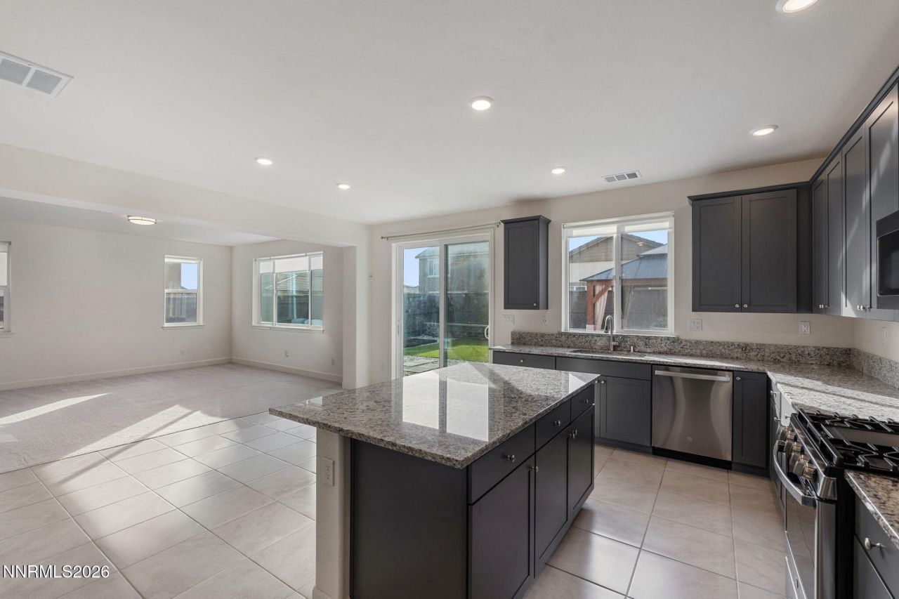 6747 Ronaldinho Drive, Sparks, NV 89436 Photo