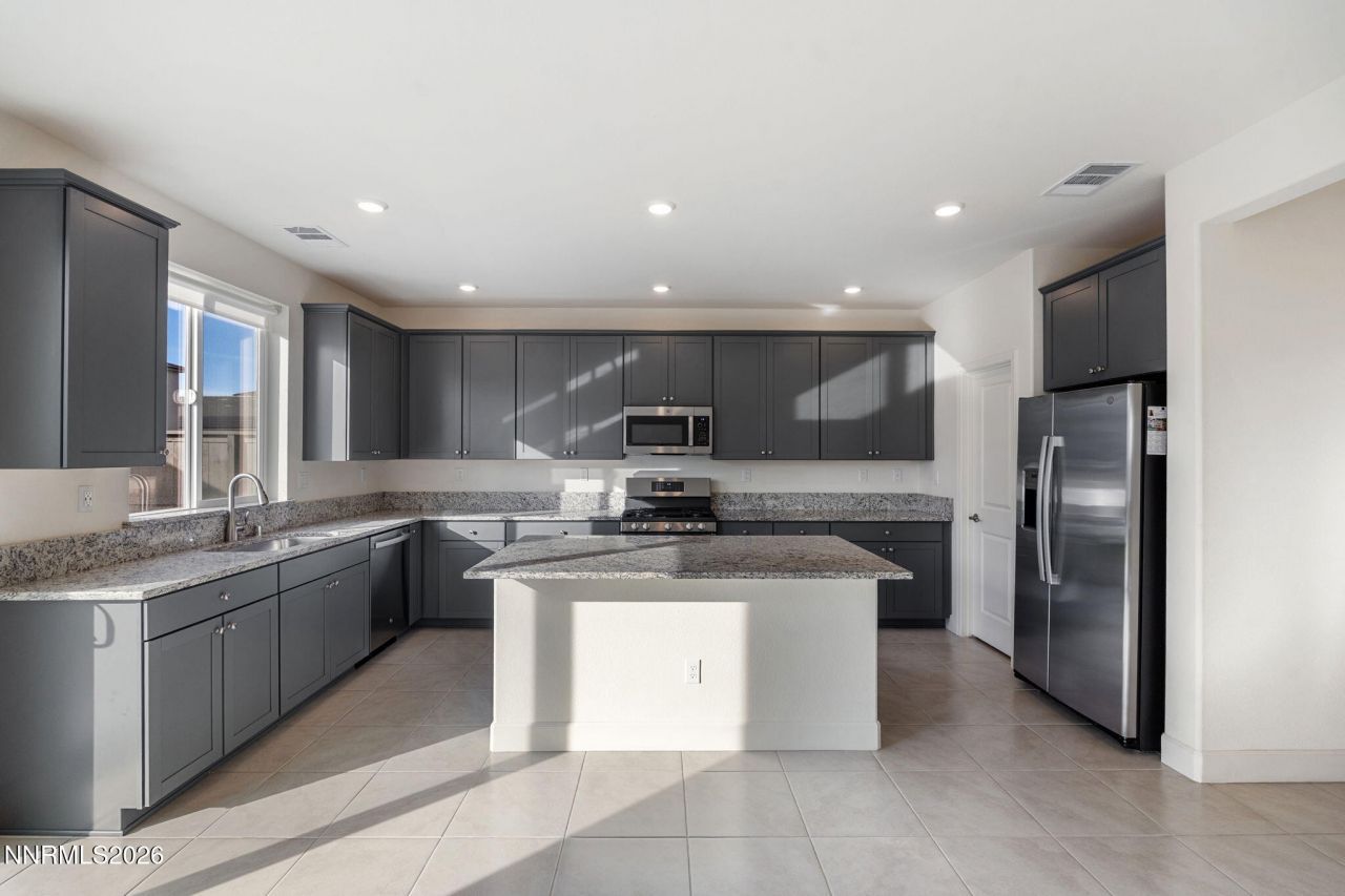 6747 Ronaldinho Drive, Sparks, NV 89436 Photo