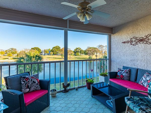 1650 NW 80th Avenue, Unit 301, Margate, FL 33063