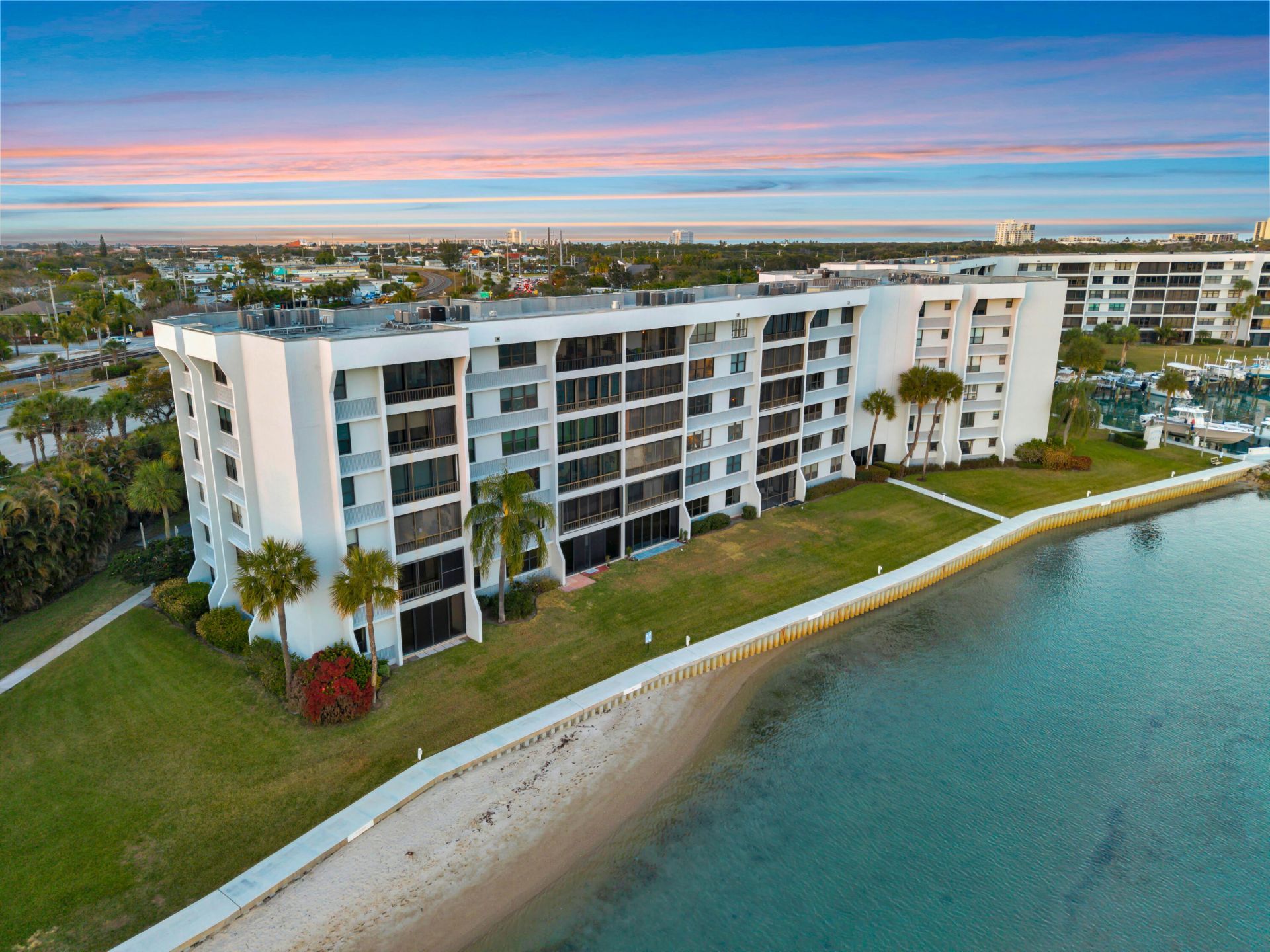 1542 Jupiter Cove Drive, Unit 604c, Jupiter, FL 33469 Photo