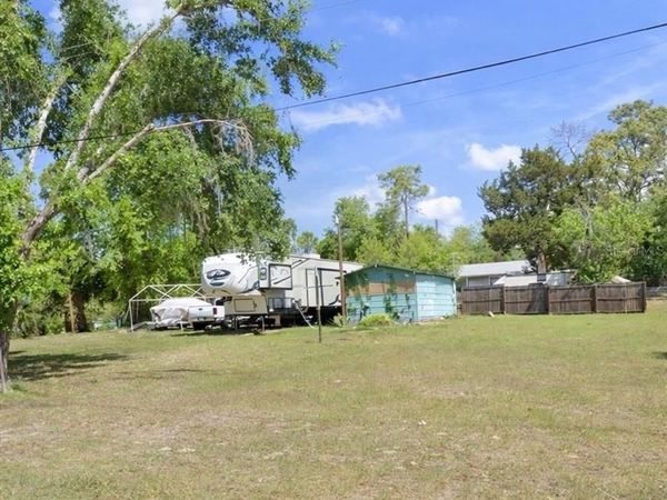 284 SISCO ROAD, POMONA PARK, FL 32181