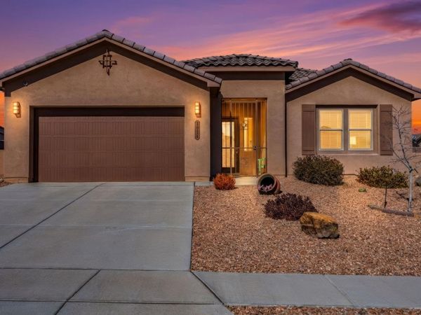 1914 Castle Peak Loop NE, Rio Rancho, NM 87144