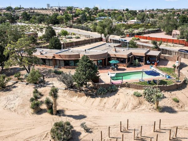 159 El Rey Drive, Corrales, NM 87048