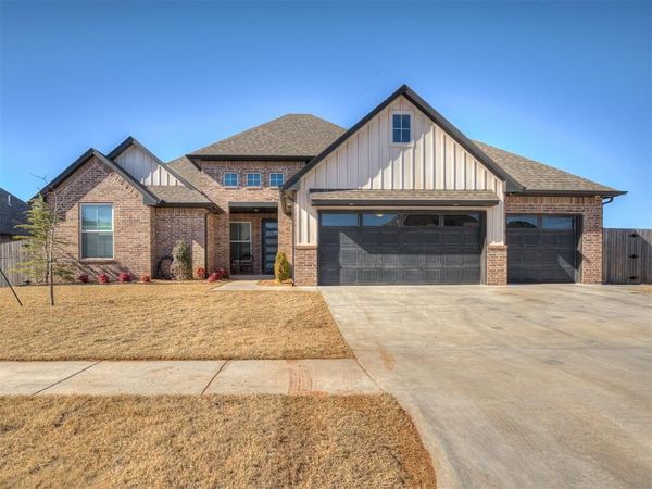 5705 Tiger Stone Drive, Mustang, OK 73064