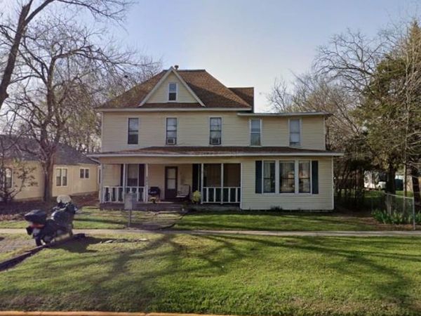 521 W Symmes Street, Norman, OK 73069