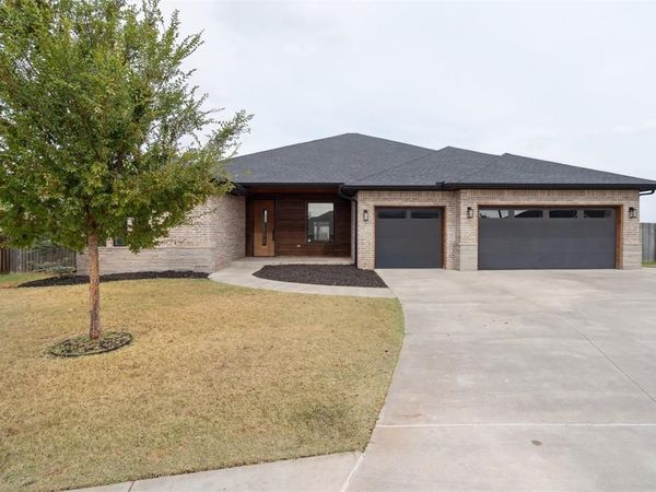 4301 NW 154th Place, Edmond, OK 73013