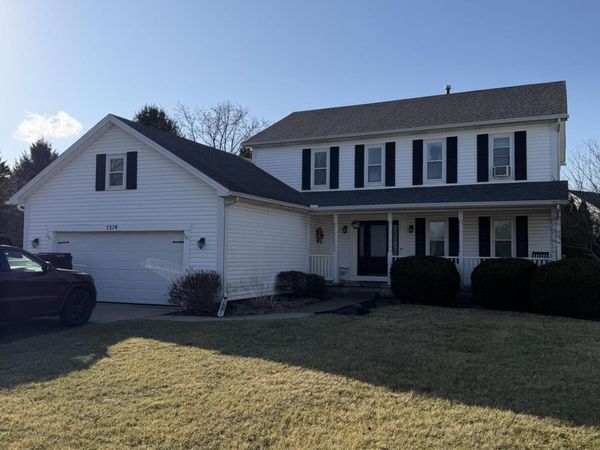 1374 Doncogan Court, Perrysburg, OH 43551