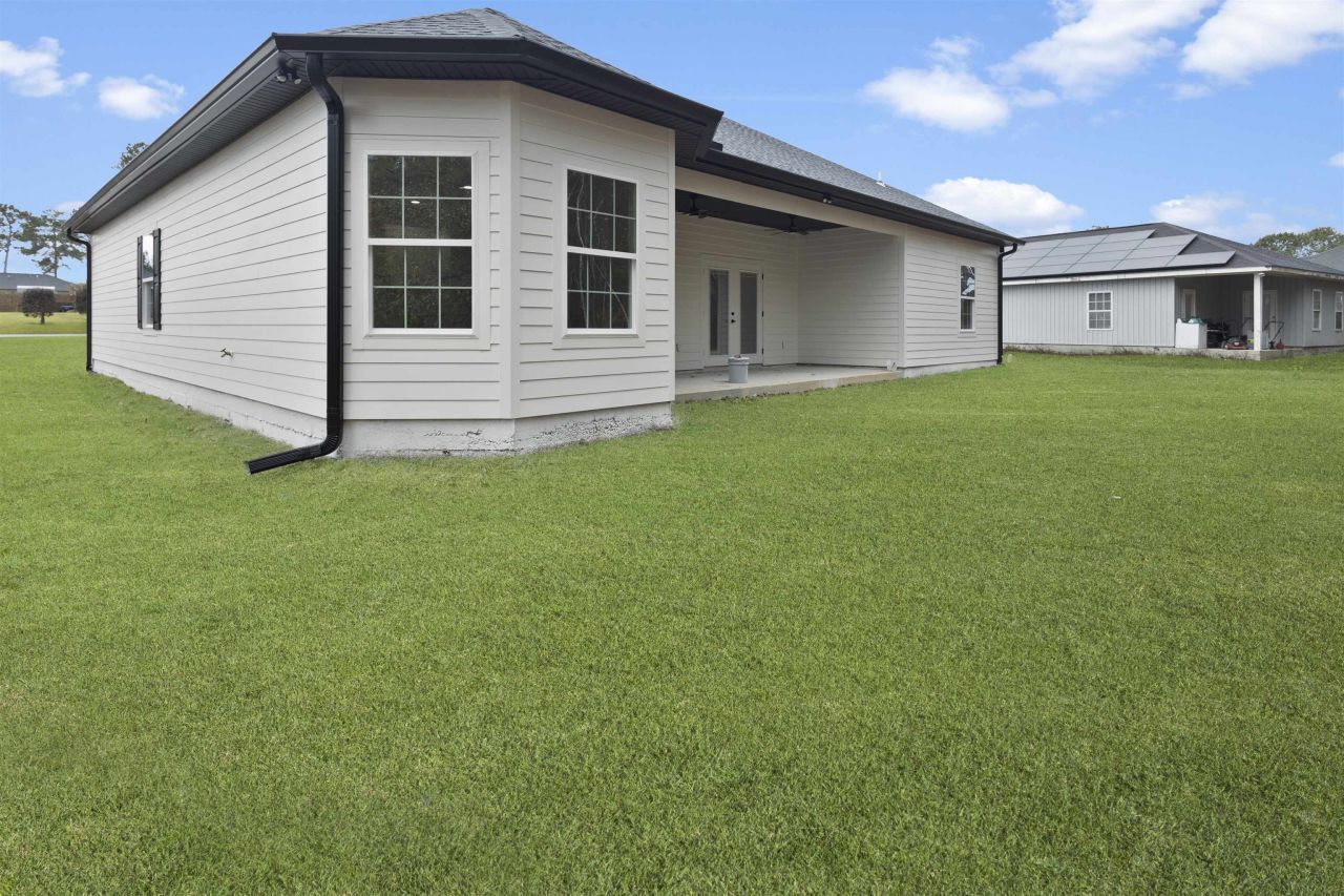 604 Rustling Pines Boulevard, Midway, FL 32343 Photo