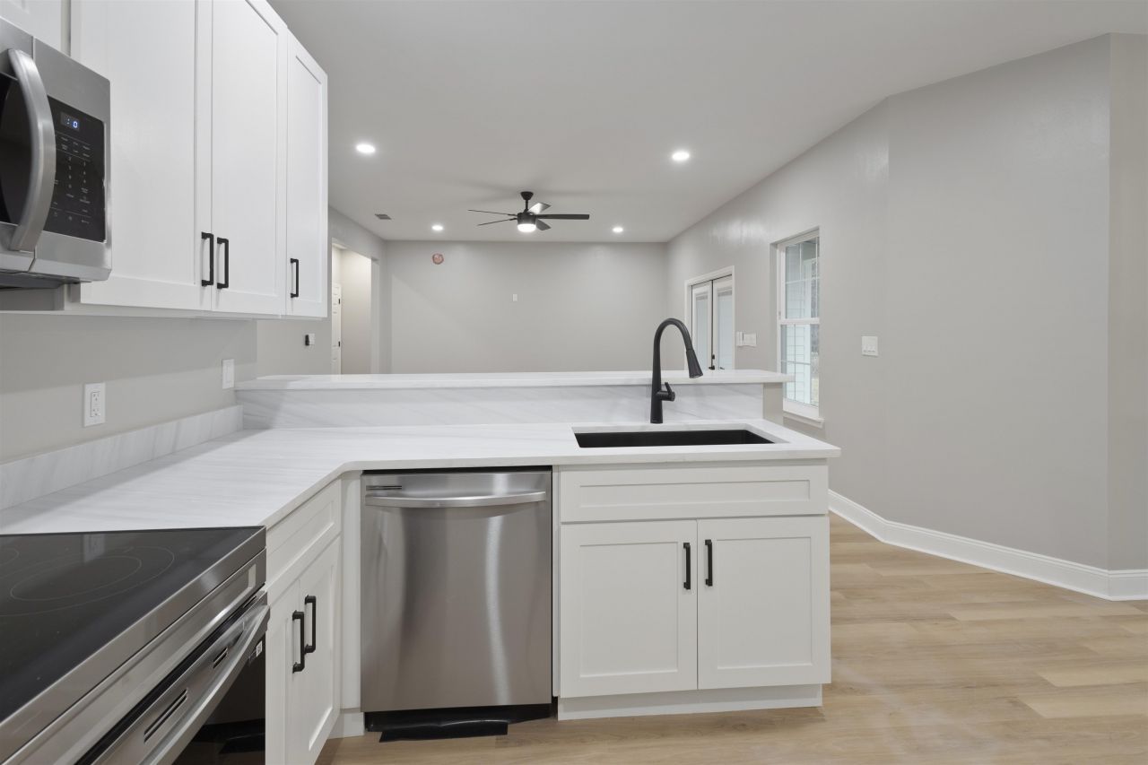 604 Rustling Pines Boulevard, Midway, FL 32343 Photo