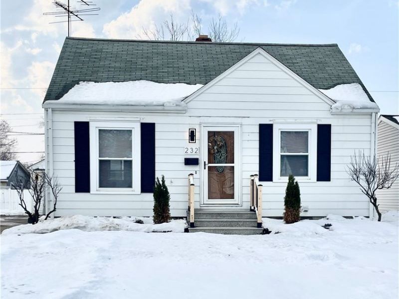 232 Hawthorne Street, Elyria, OH 44035 Photo 2