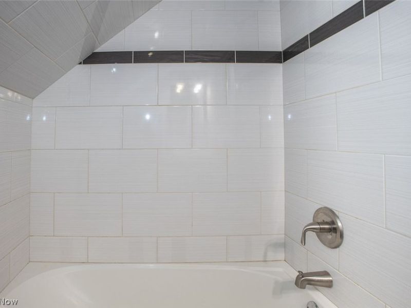 4124 Parkside Drive, Brooklyn, OH 44144 Photo 22