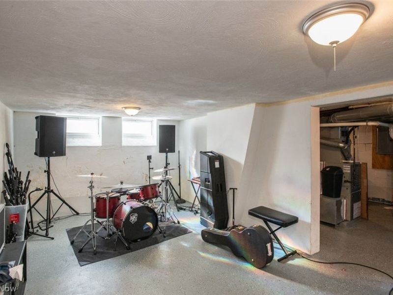 4124 Parkside Drive, Brooklyn, OH 44144 Photo 24