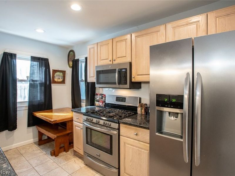 4124 Parkside Drive, Brooklyn, OH 44144 Photo 8