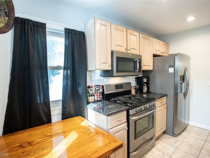 4124 Parkside Drive, Brooklyn, OH 44144 Photo 9