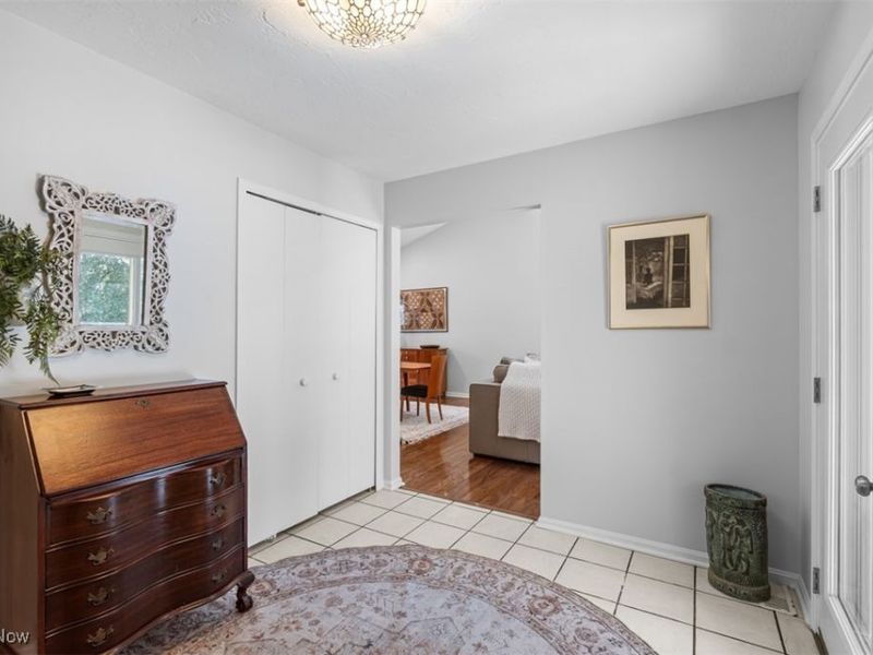 843 Haywood Drive, South Euclid, OH 44121 Photo 4