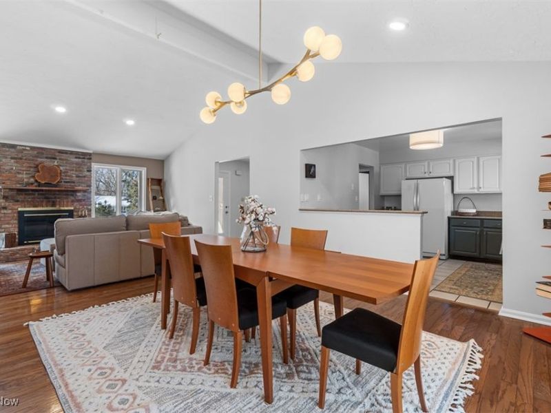 843 Haywood Drive, South Euclid, OH 44121 Photo 8