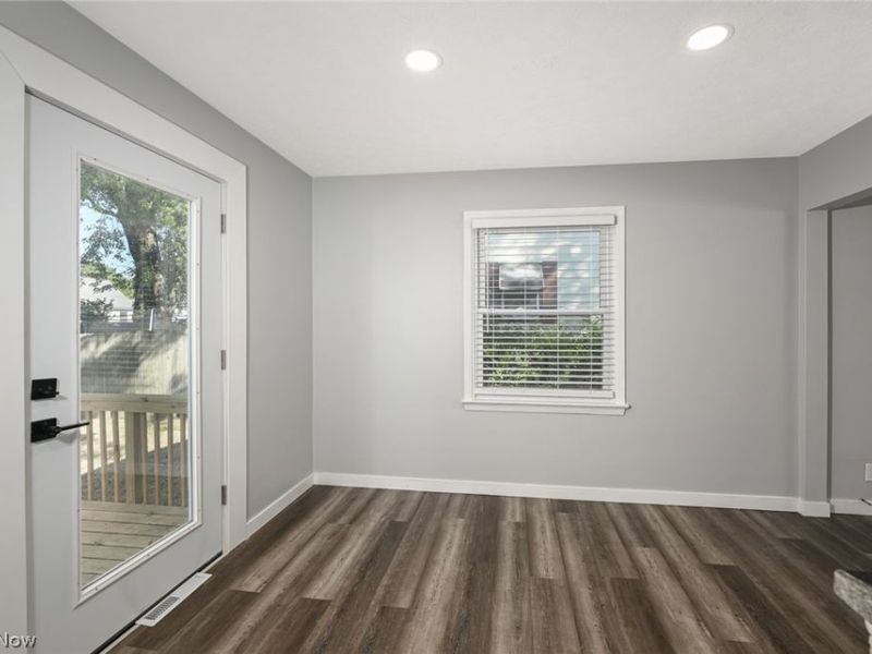 1321 Clinton Avenue SE, North Canton, OH 44720 Photo 12