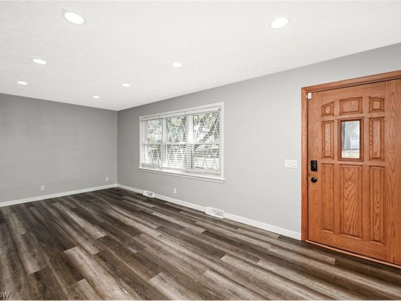 1321 Clinton Avenue SE, North Canton, OH 44720 Photo 14