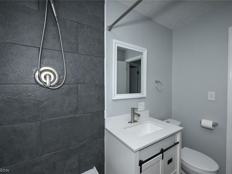 1321 Clinton Avenue SE, North Canton, OH 44720 Photo 18