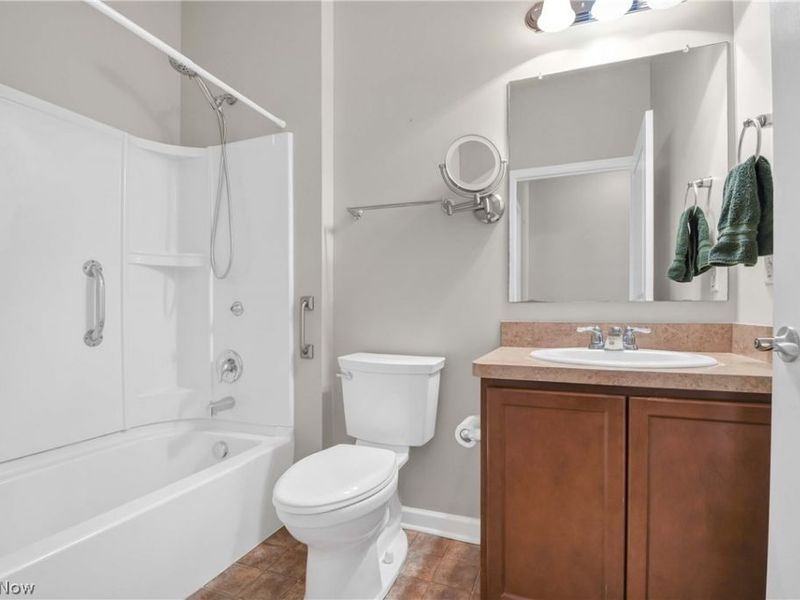 37855 Dakota Drive, North Ridgeville, OH 44039 Photo 21