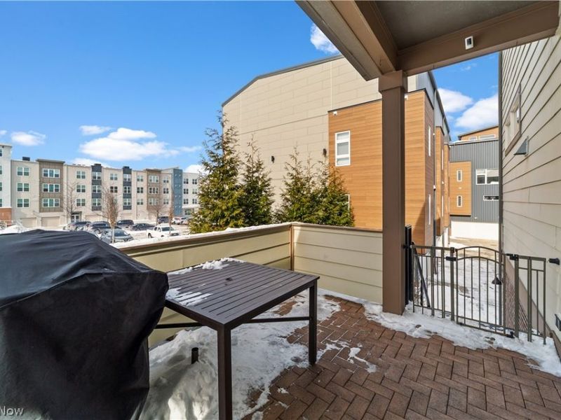 5900 Breakwater Avenue, Cleveland, OH 44102 Photo 13