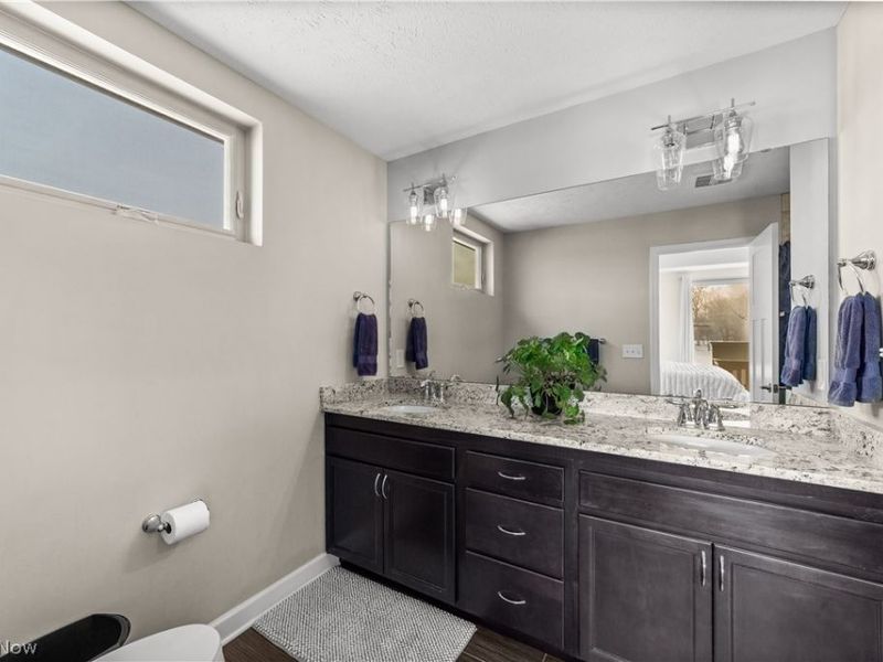 5900 Breakwater Avenue, Cleveland, OH 44102 Photo 23