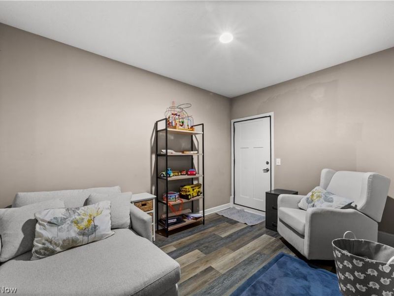 5900 Breakwater Avenue, Cleveland, OH 44102 Photo 24