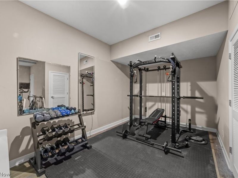 5900 Breakwater Avenue, Cleveland, OH 44102 Photo 25