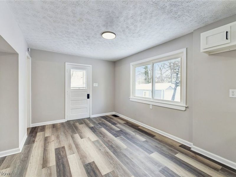 279 Birchwood Avenue, Cuyahoga Falls, OH 44221 Photo 5