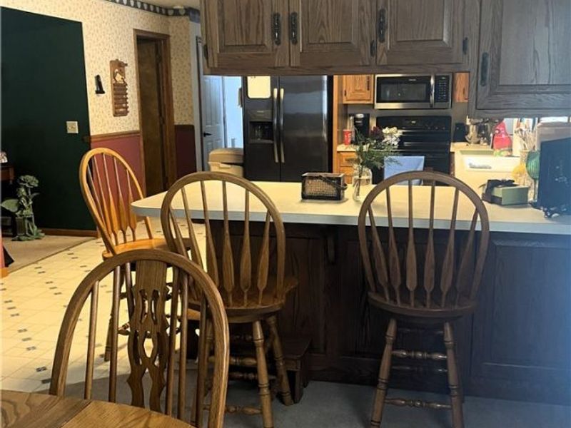 1068 Thomas Drive SW, New Philadelphia, OH 44663 Photo 9