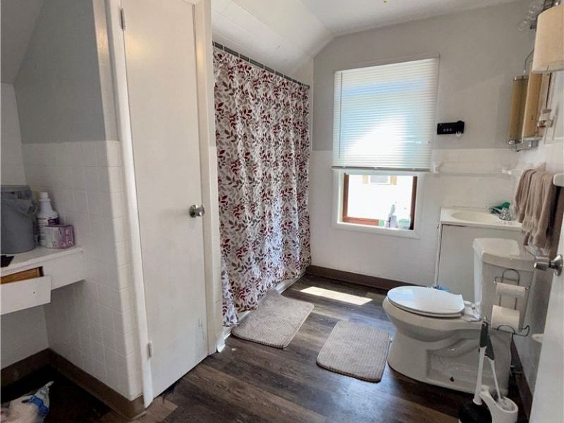 1445 E 172nd Street, Cleveland, OH 44110 Photo 8