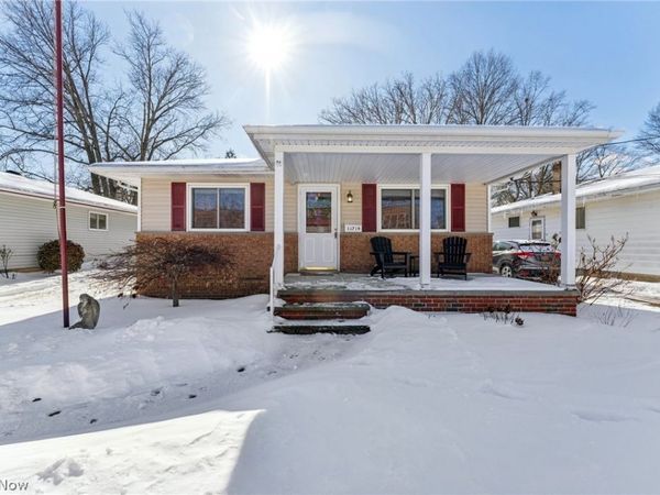 15719 Montrose Avenue, Cleveland, OH 44111