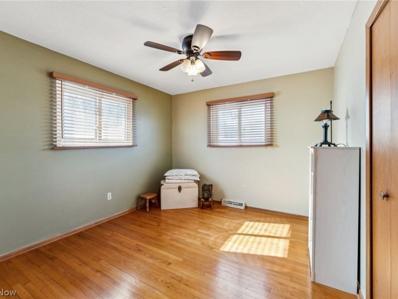 15719 Montrose Avenue, Cleveland, OH 44111 Photo 11