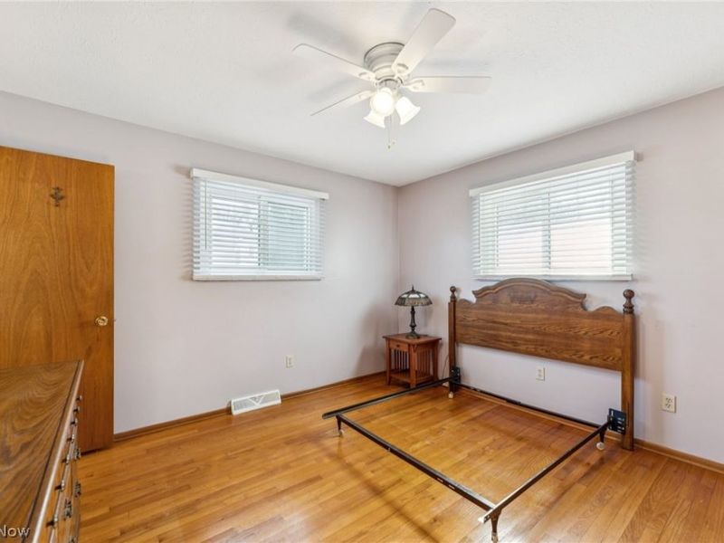 15719 Montrose Avenue, Cleveland, OH 44111 Photo 14