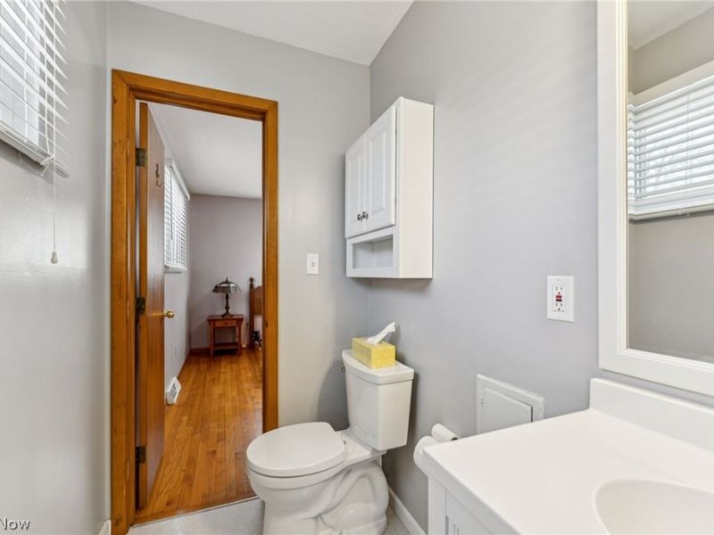 15719 Montrose Avenue, Cleveland, OH 44111 Photo 18