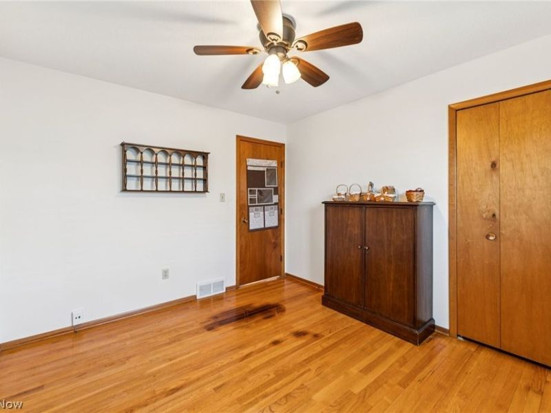 15719 Montrose Avenue, Cleveland, OH 44111 Photo 19