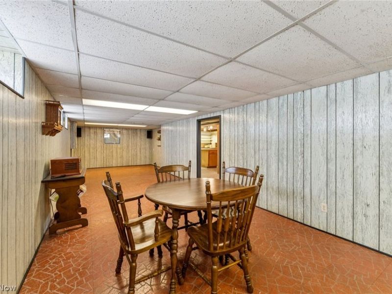 15719 Montrose Avenue, Cleveland, OH 44111 Photo 21